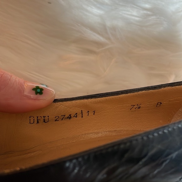 Salvatore Ferragamo Tassle block heel Sz. 7.5 - Picture 4 of 10